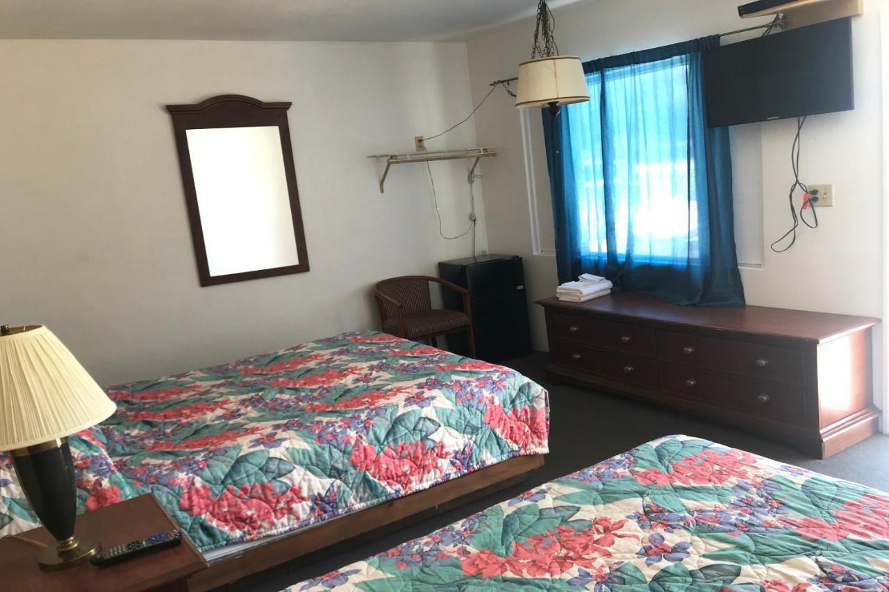 Hotel O Near Fanning Springs State Park Us Hwy 98 Old Town Bagian luar foto